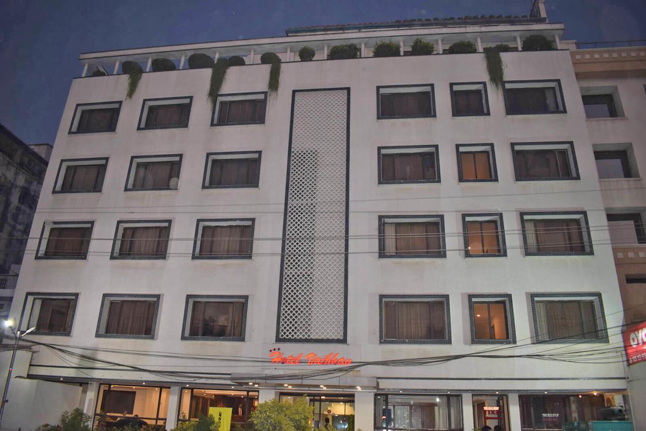 Hotel Vaibhav Varanasi Esterno foto